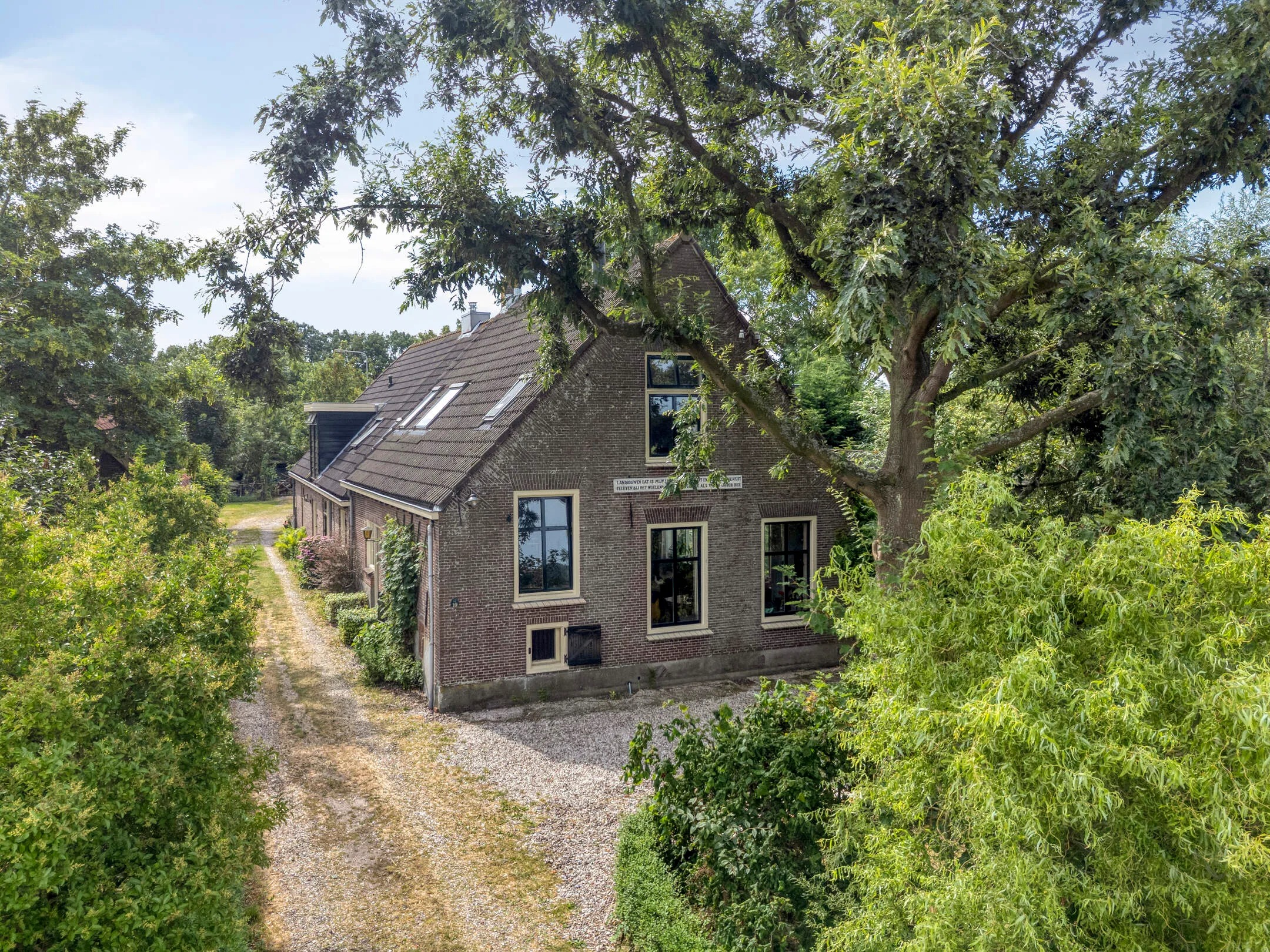 2-onder-1-kapwoning Westeindseweg 10 in Zoeterwoude