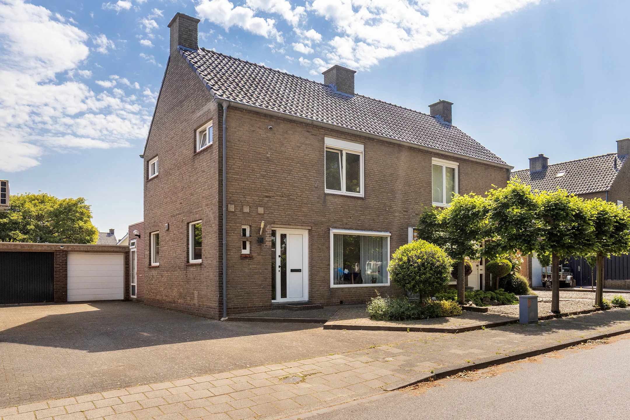 2-onder-1-kapwoning Burg. Gijzelsstraat 10 in Sittard