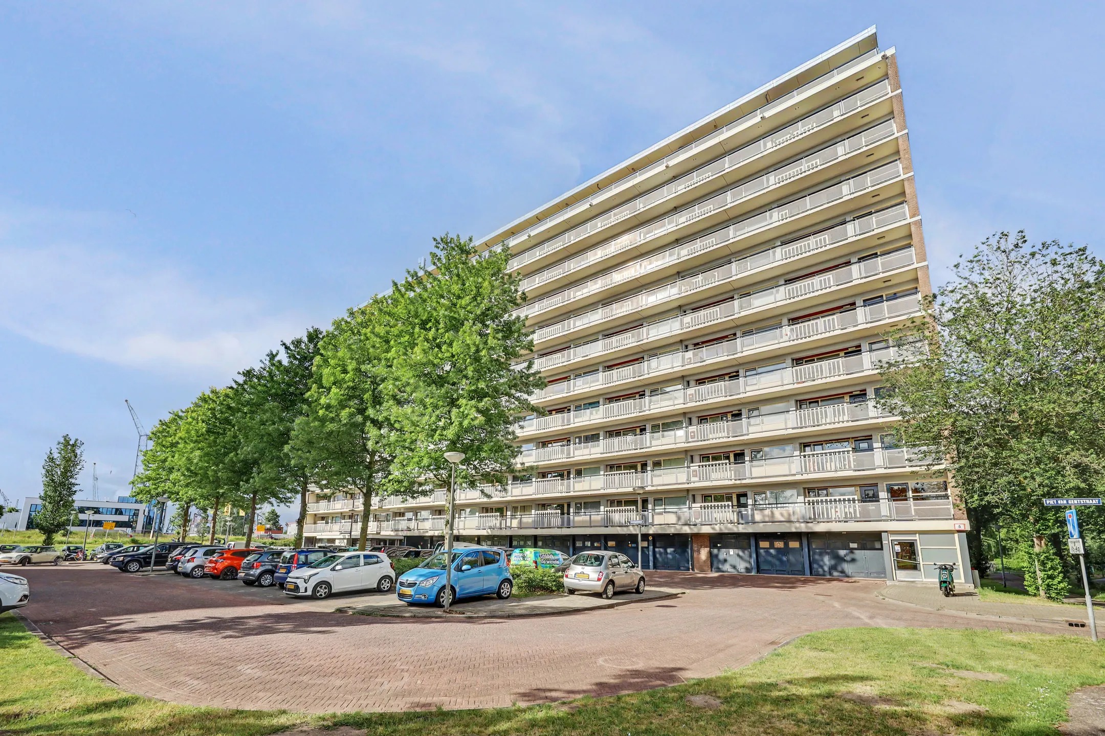 Galerijflat Vlaardingerdijk 422 Schiedam