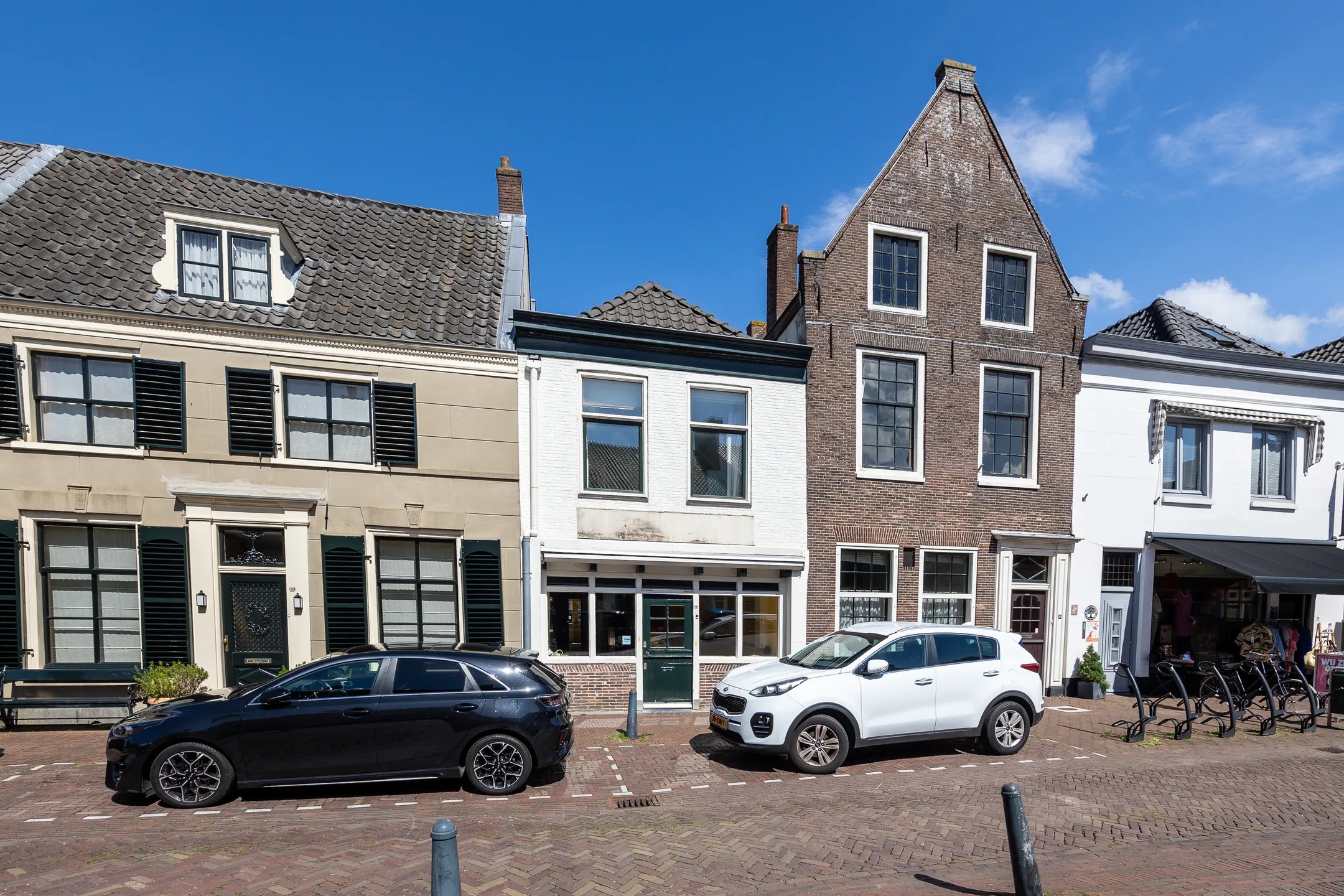 Tussenwoning Herenstraat 36 in Breukelen