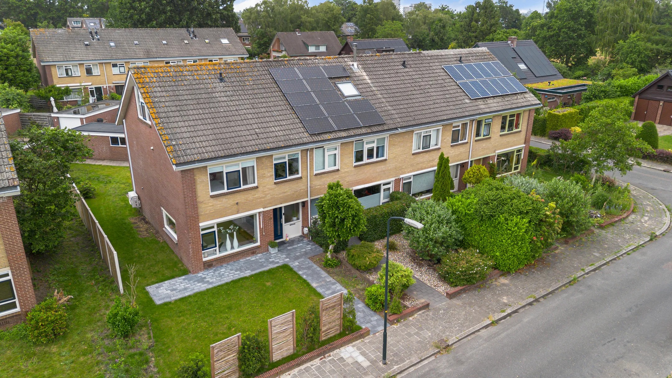 Hoekwoning Serenadestraat 21 in Apeldoorn