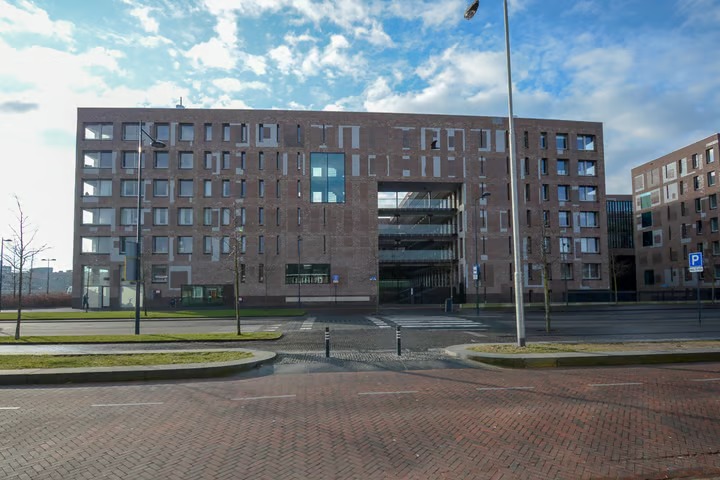 Portiekflat Anna van Burenstraat 4 Breda
