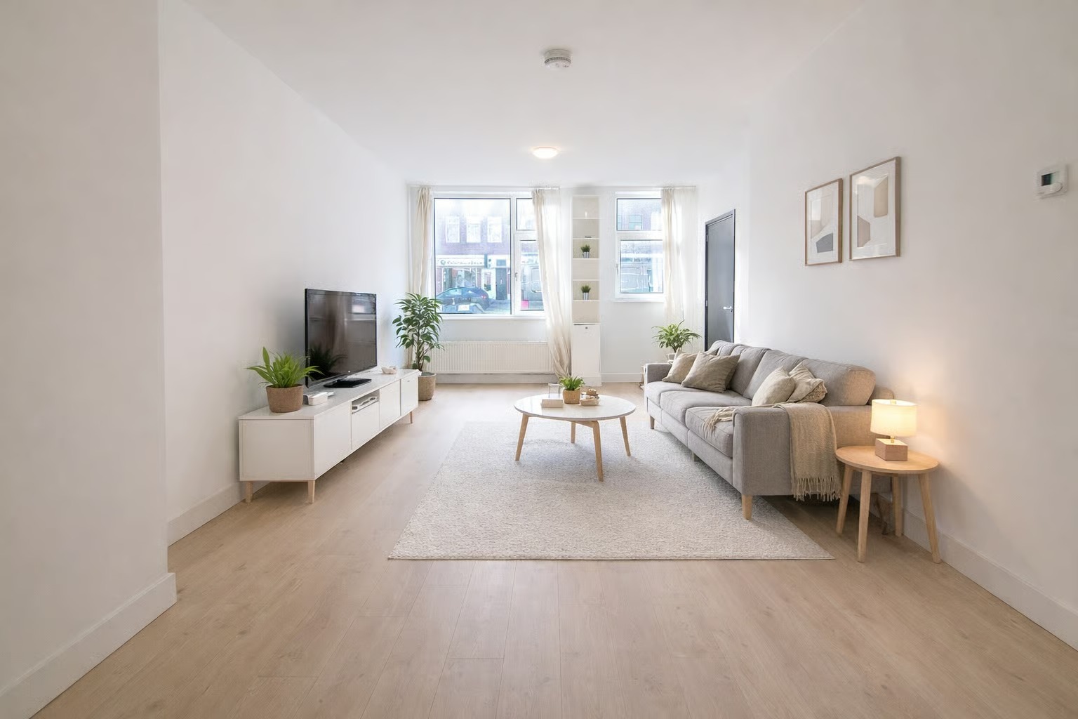 Benedenwoning Strevelsweg 23 A in Rotterdam