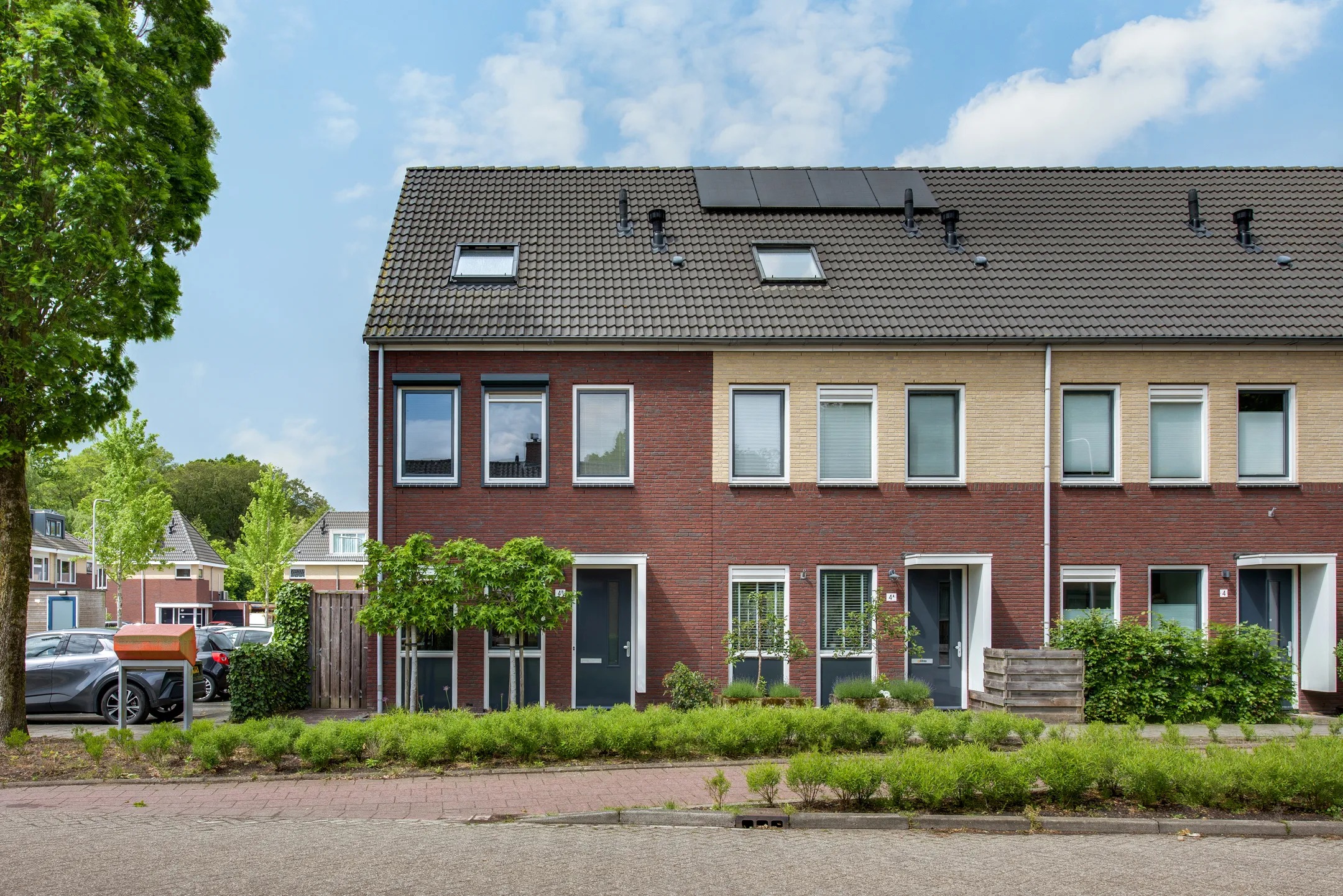Hoekwoning Koningin-Wilhelminalaan 4 b in Leersum