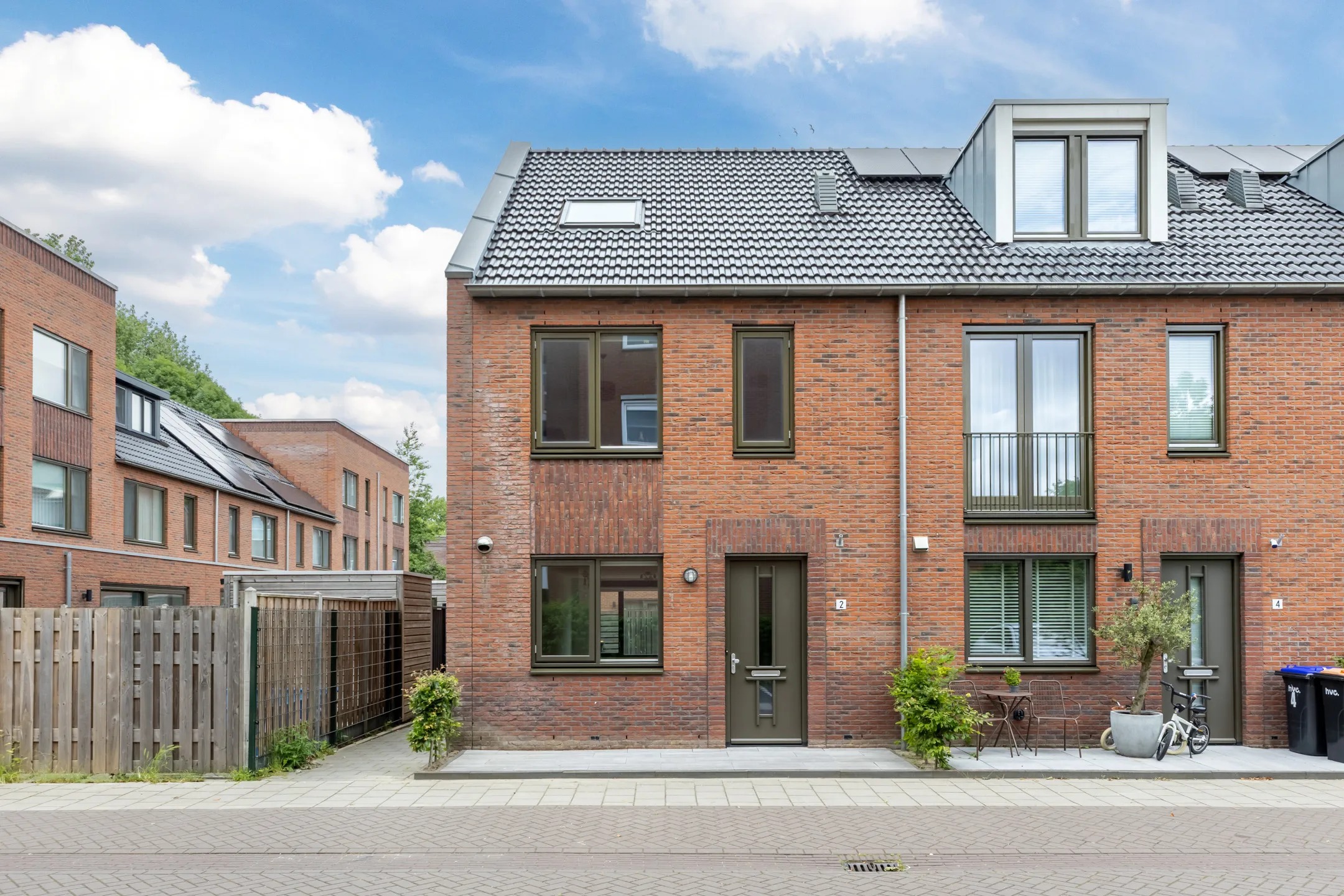 Hoekwoning Kerkven 2 in Zaandam