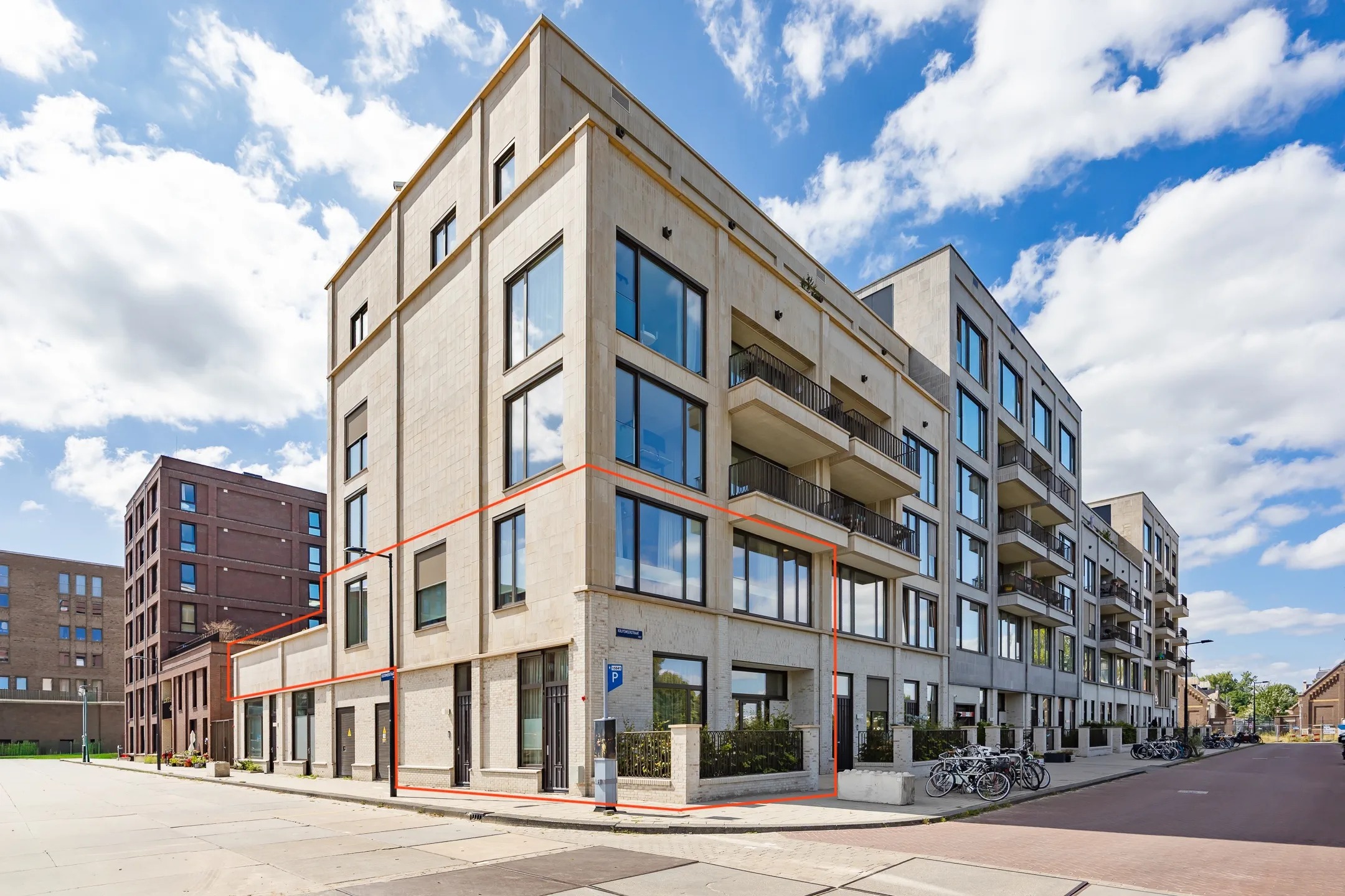 Beneden + bovenwoning Oostermeerstraat 1 Amsterdam