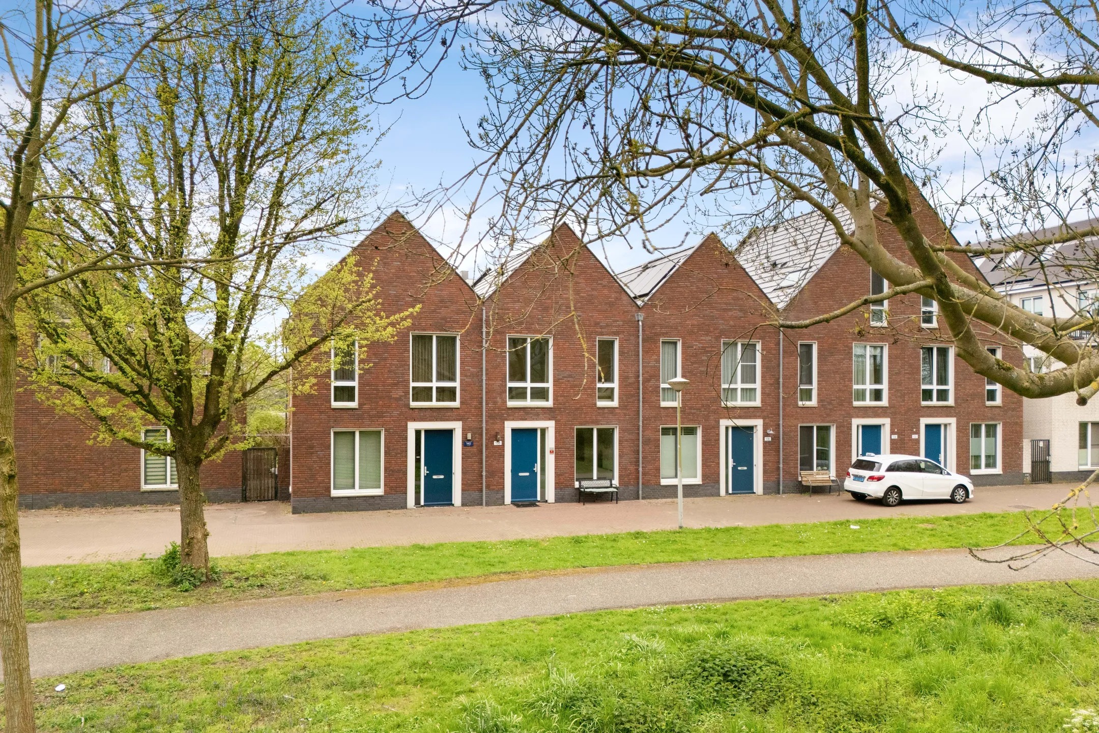 Tussenwoning Dijkmanshuizenstraat 138 in Amsterdam