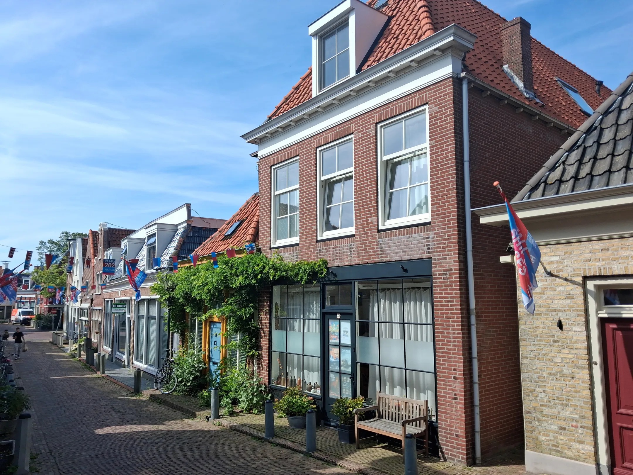 Hoekwoning Grote Kerkstraat 35 in Harlingen