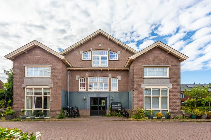 Beneden + bovenwoning Nieuwe Manegeplein 8 in Haarlem