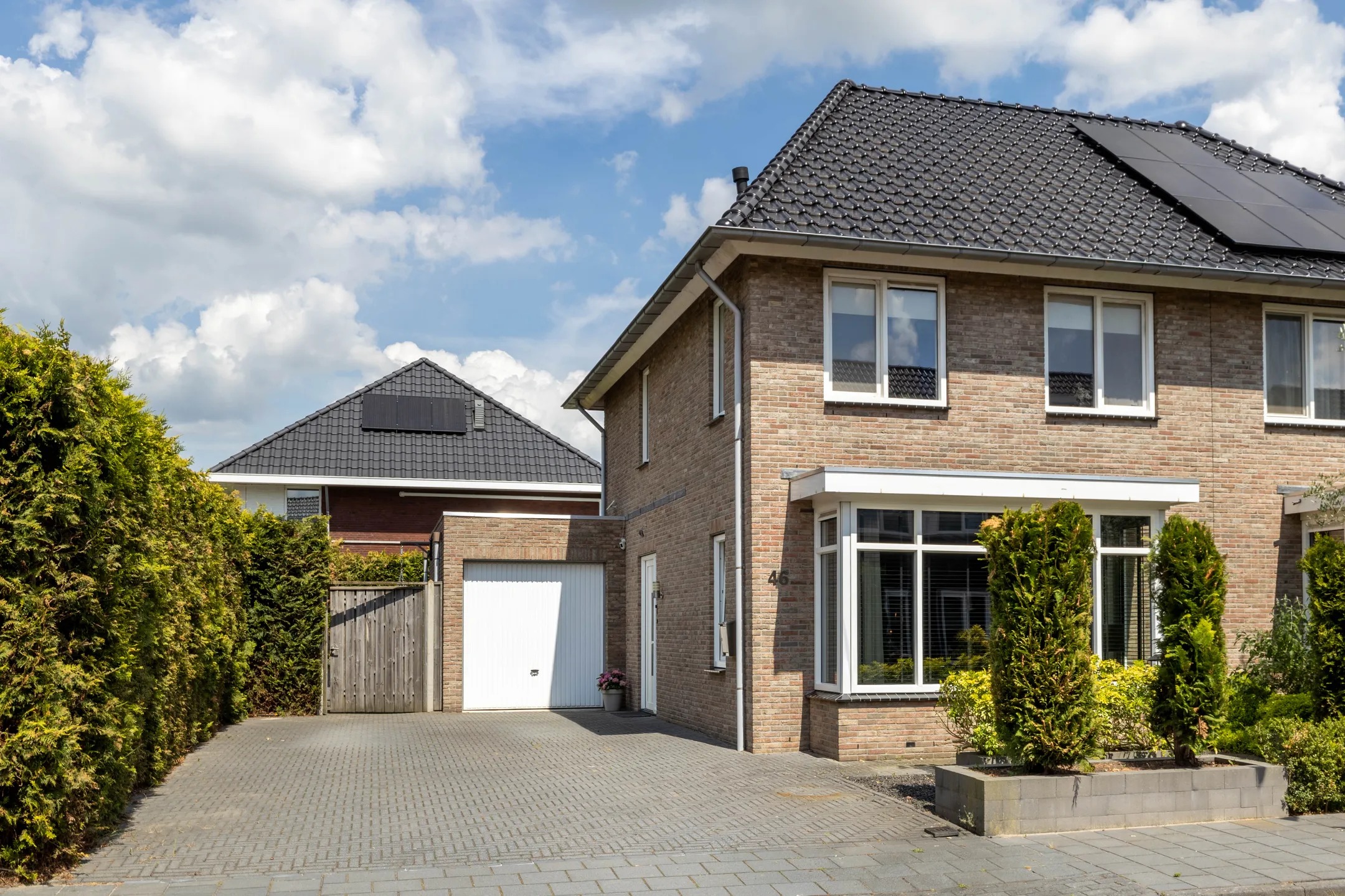 2-onder-1-kapwoning Smaragdstraat 46 in Almelo