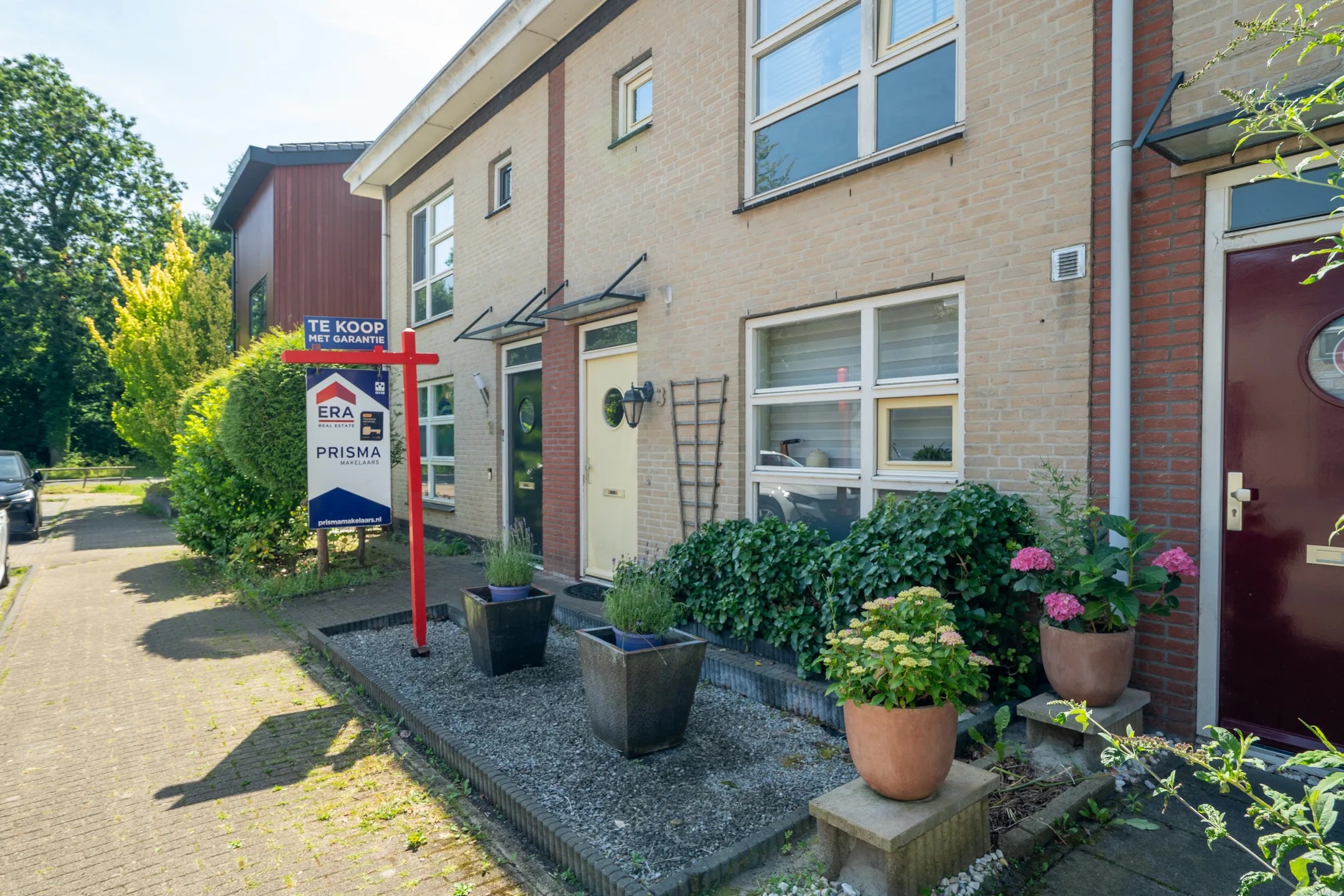 Tussenwoning Waterlelielaan 3 in Enschede