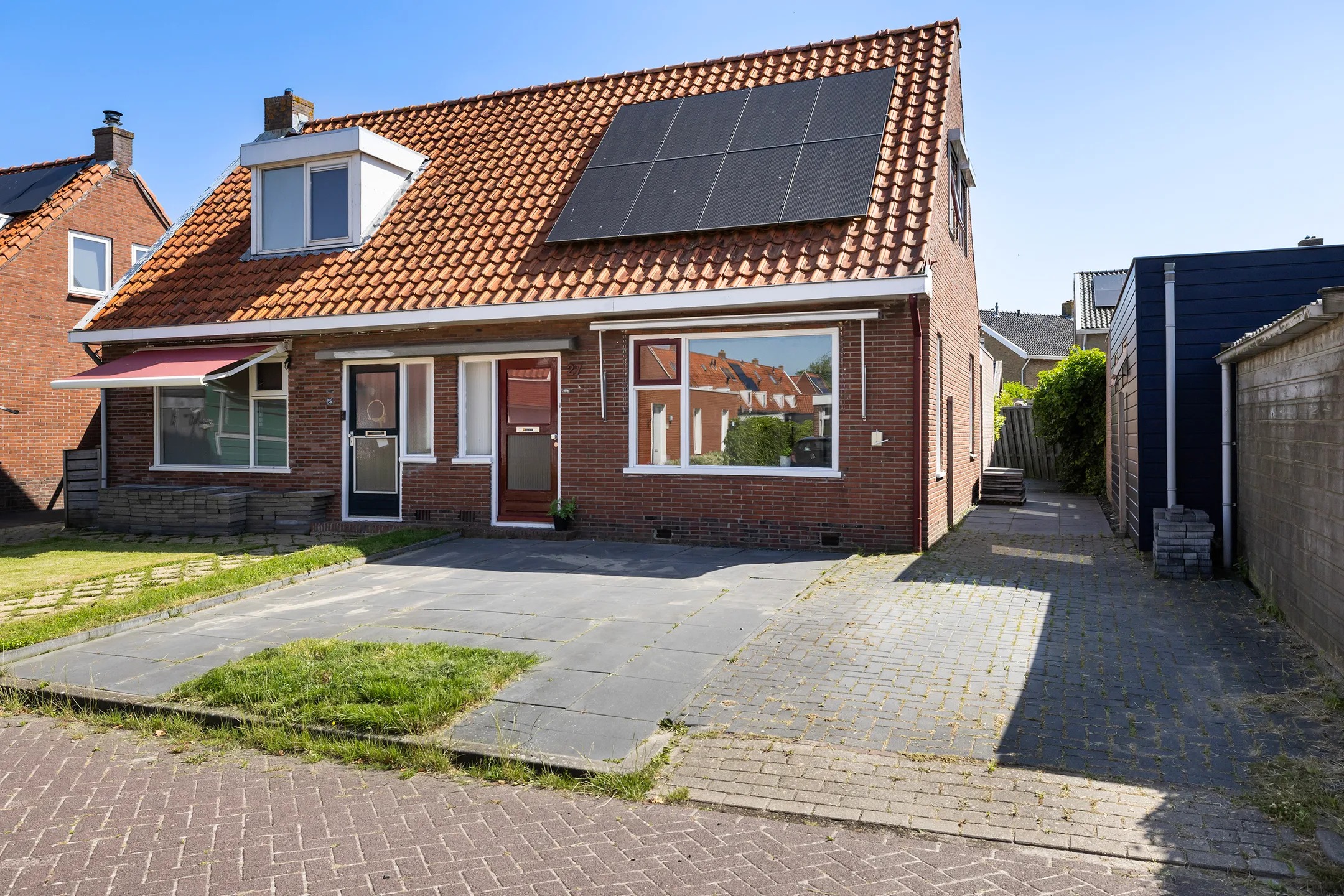 2-onder-1-kapwoning Kanaalstraat 27 in Grou