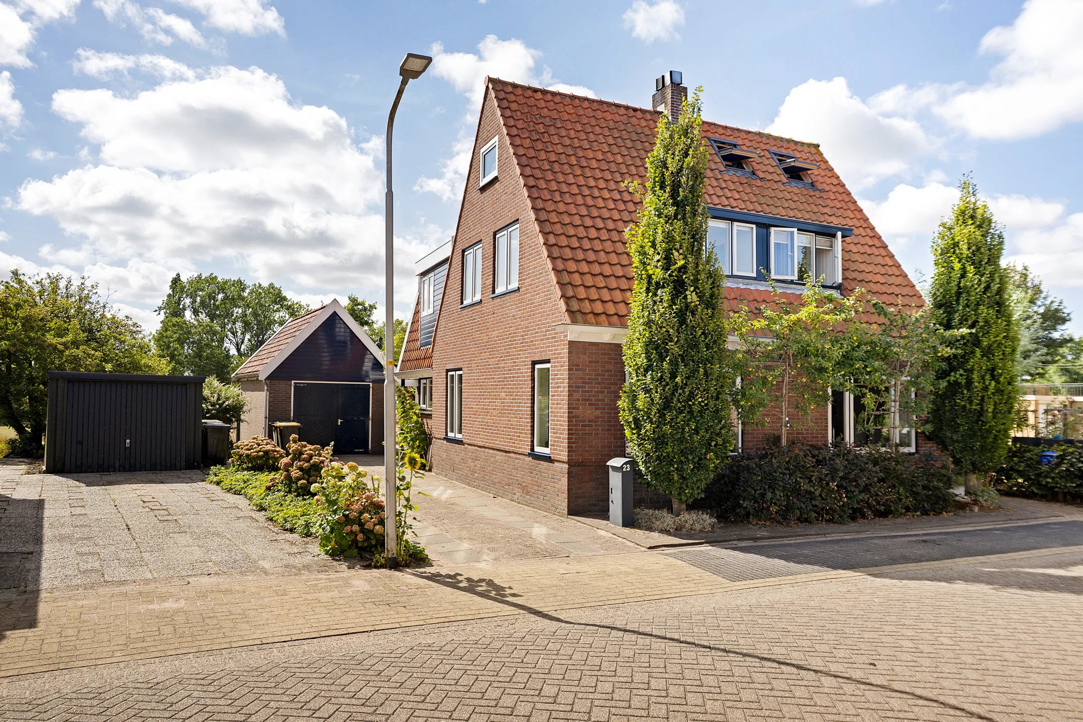 2-onder-1-kapwoning Klieftstraat 23 in Hippolytushoef