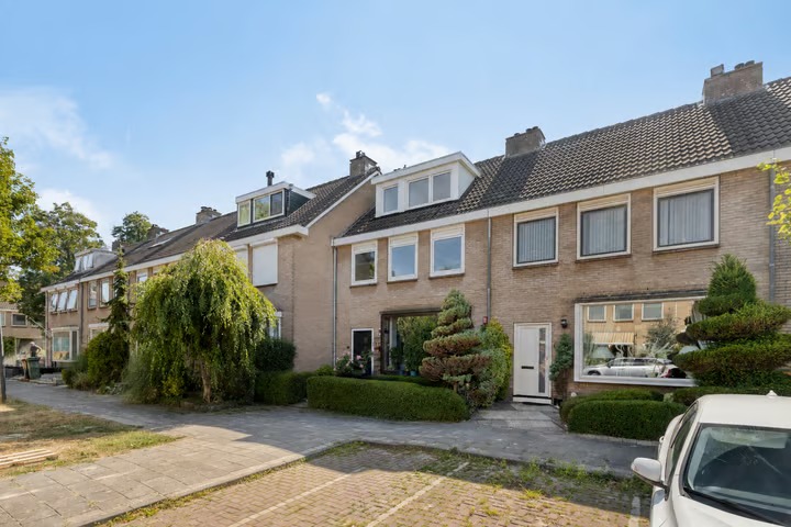 Geschakelde woning Berkendal 30 in Maassluis