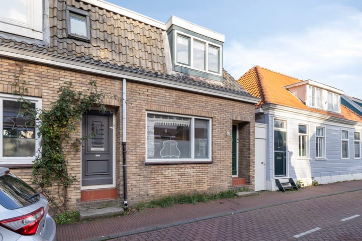 2-onder-1-kapwoning (dijkwoning) Nieuwendammerdijk 167 in Amsterdam