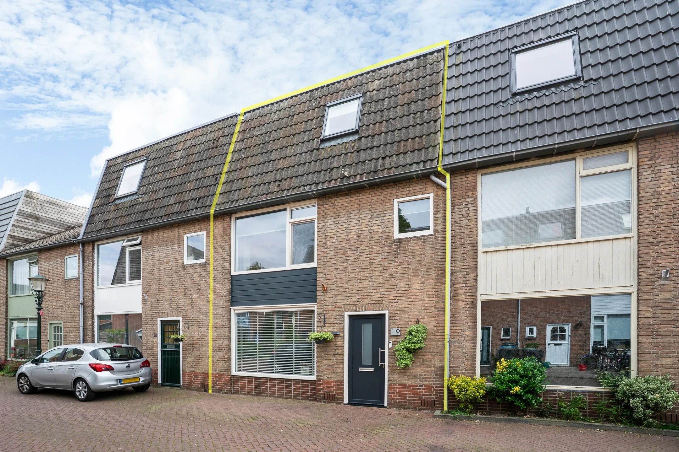 Tussenwoning Rijnstraat 9 in Zoeterwoude