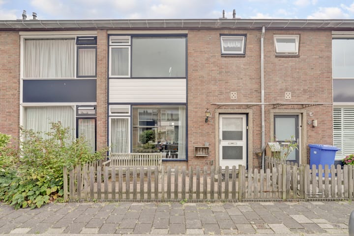 Eengezinswoning, tussenwoning Prof. Oudemansstraat 22 in Delft