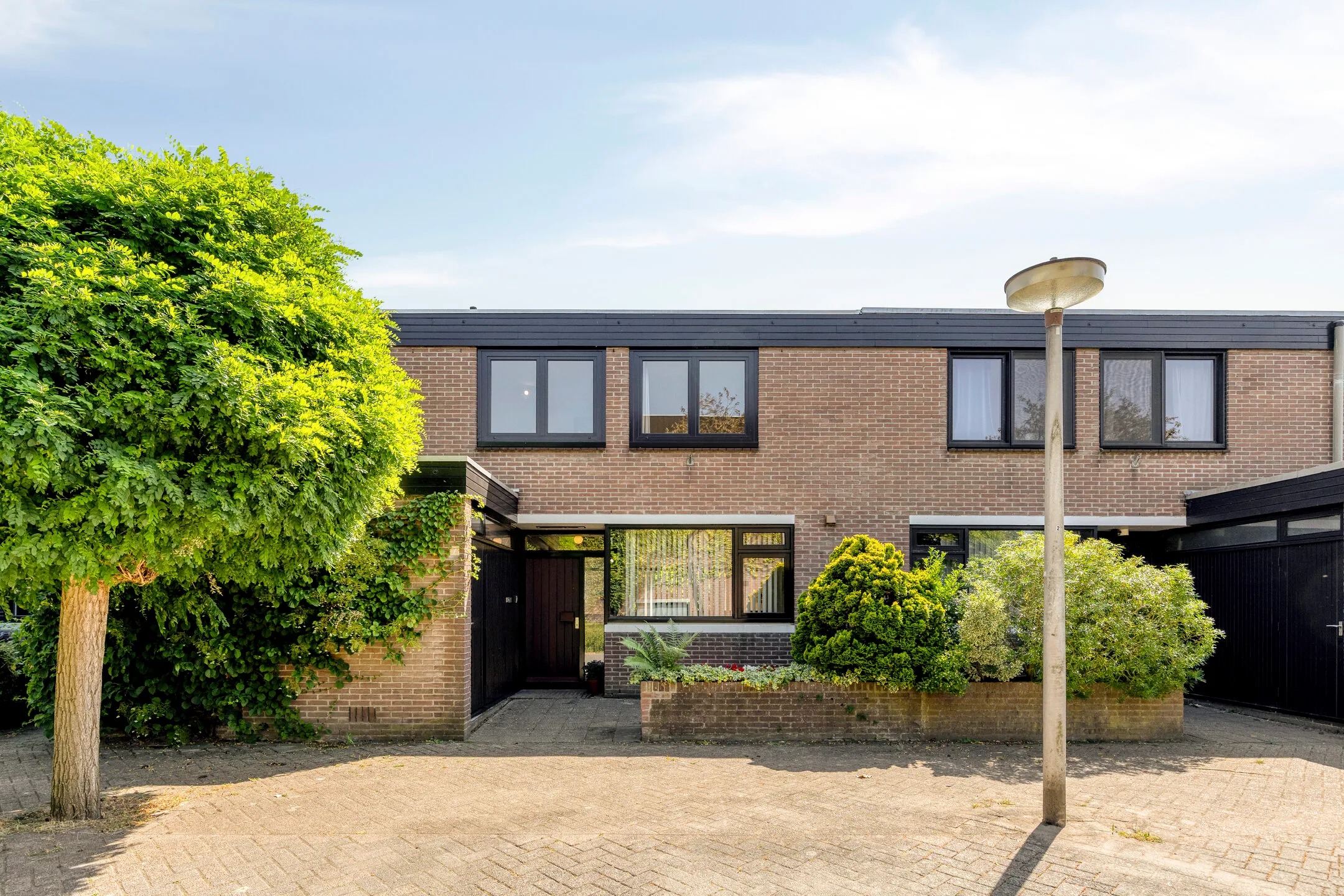 Tussenwoning Lenningenhof 7 in Eindhoven