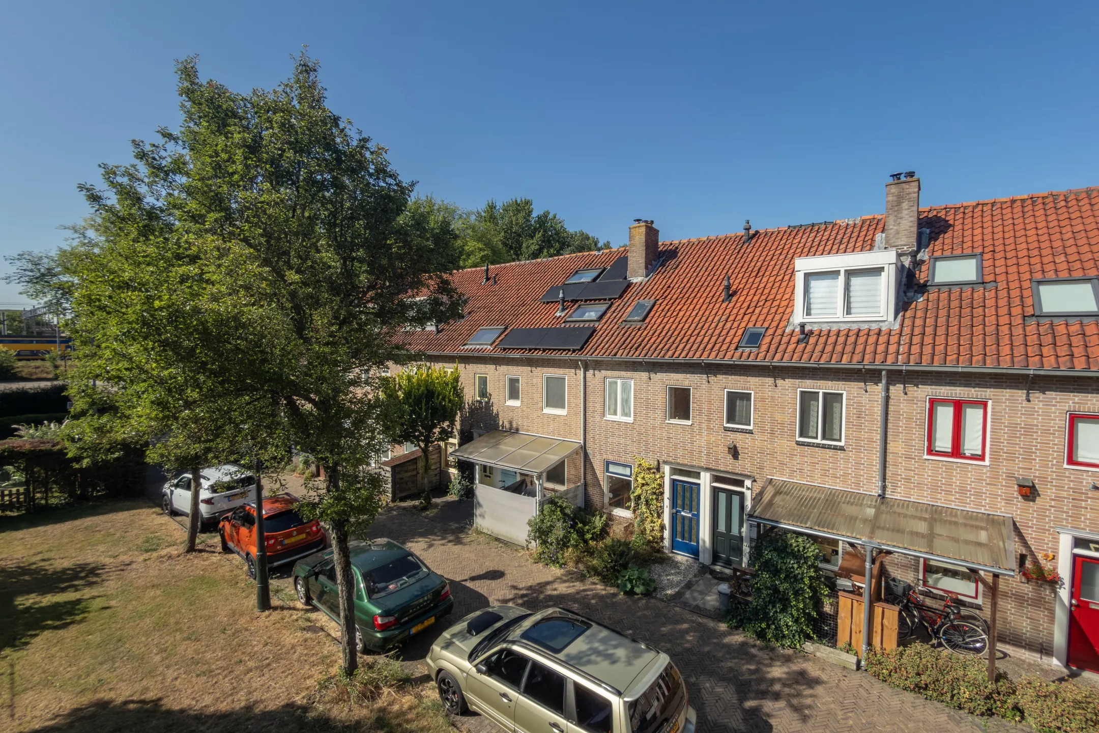 Tussenwoning (split-level woning) Akkerhoornbloemstraat 5 in Alkmaar