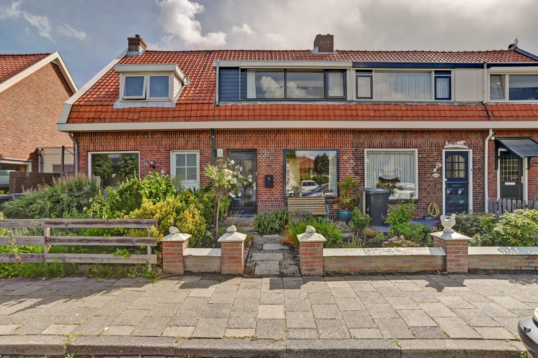 Tussenwoning Burgemeester Cramerlaan 30 in De Lier