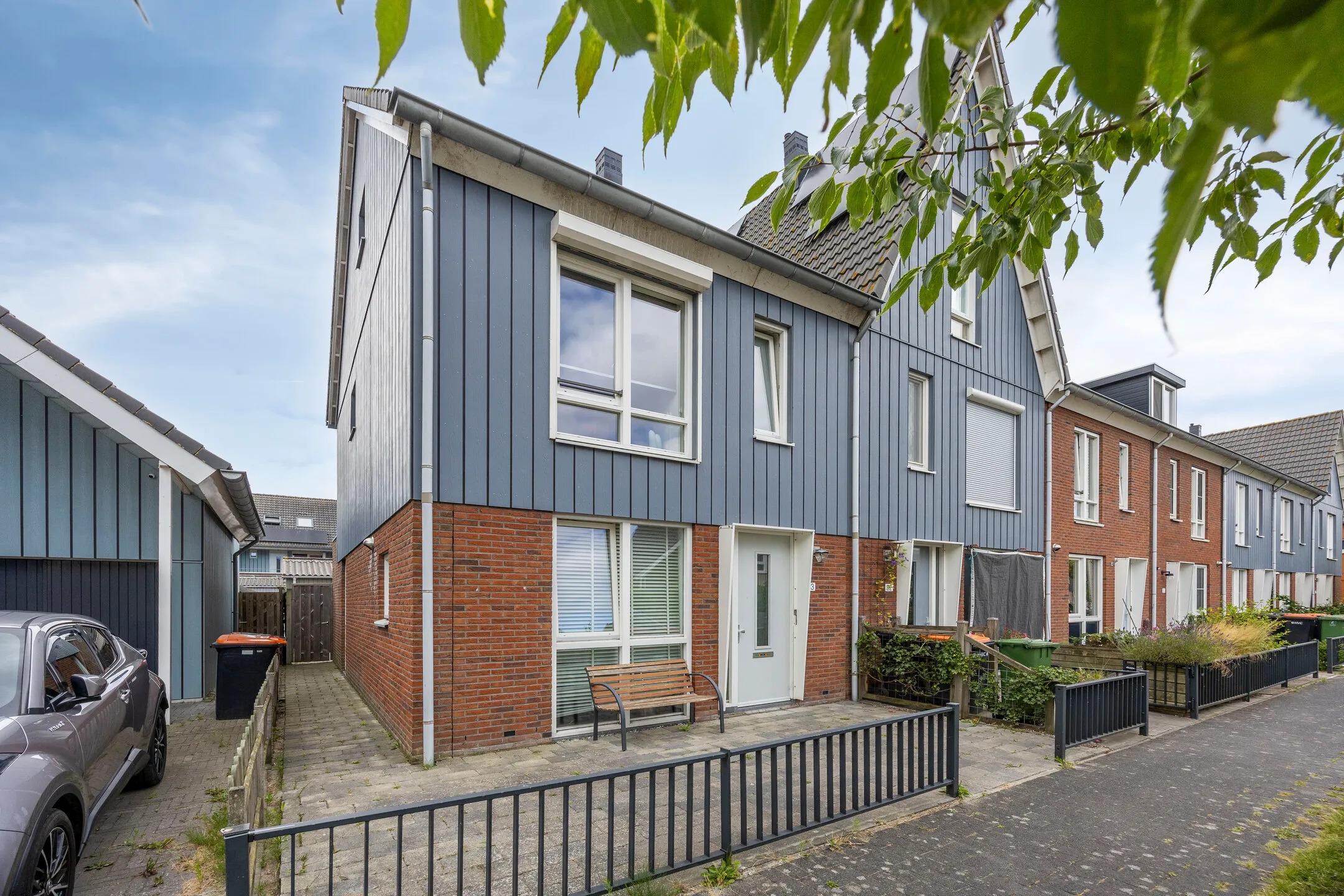 Hoekwoning Paaldijk 93 in Zwaag