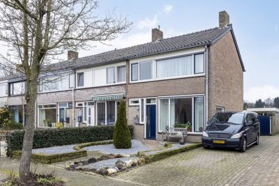 Eengezinswoning, hoekwoning Schotkampseweg 20 in Heerde