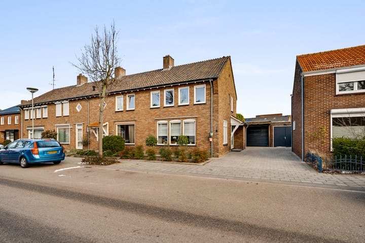 Hoekwoning Beuldersweg 11 in Nederweert