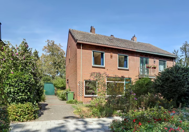 2-onder-1-kapwoning Schoonoordselaan 33 in Doorn