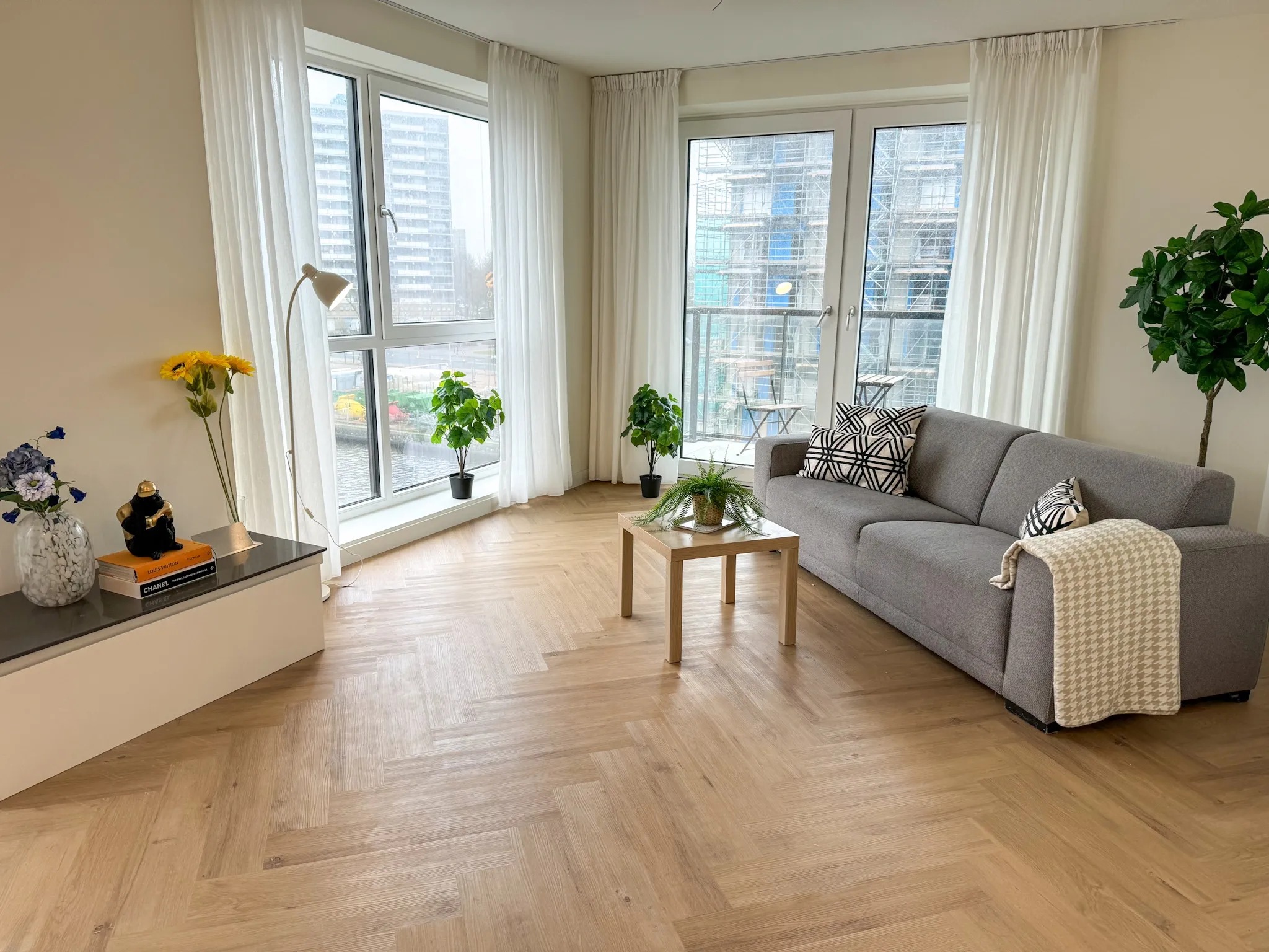 Bovenwoning Waldorpstraat 1600 in Den Haag