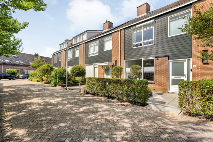 Tussenwoning Gentiaanweg 4 in Zwolle