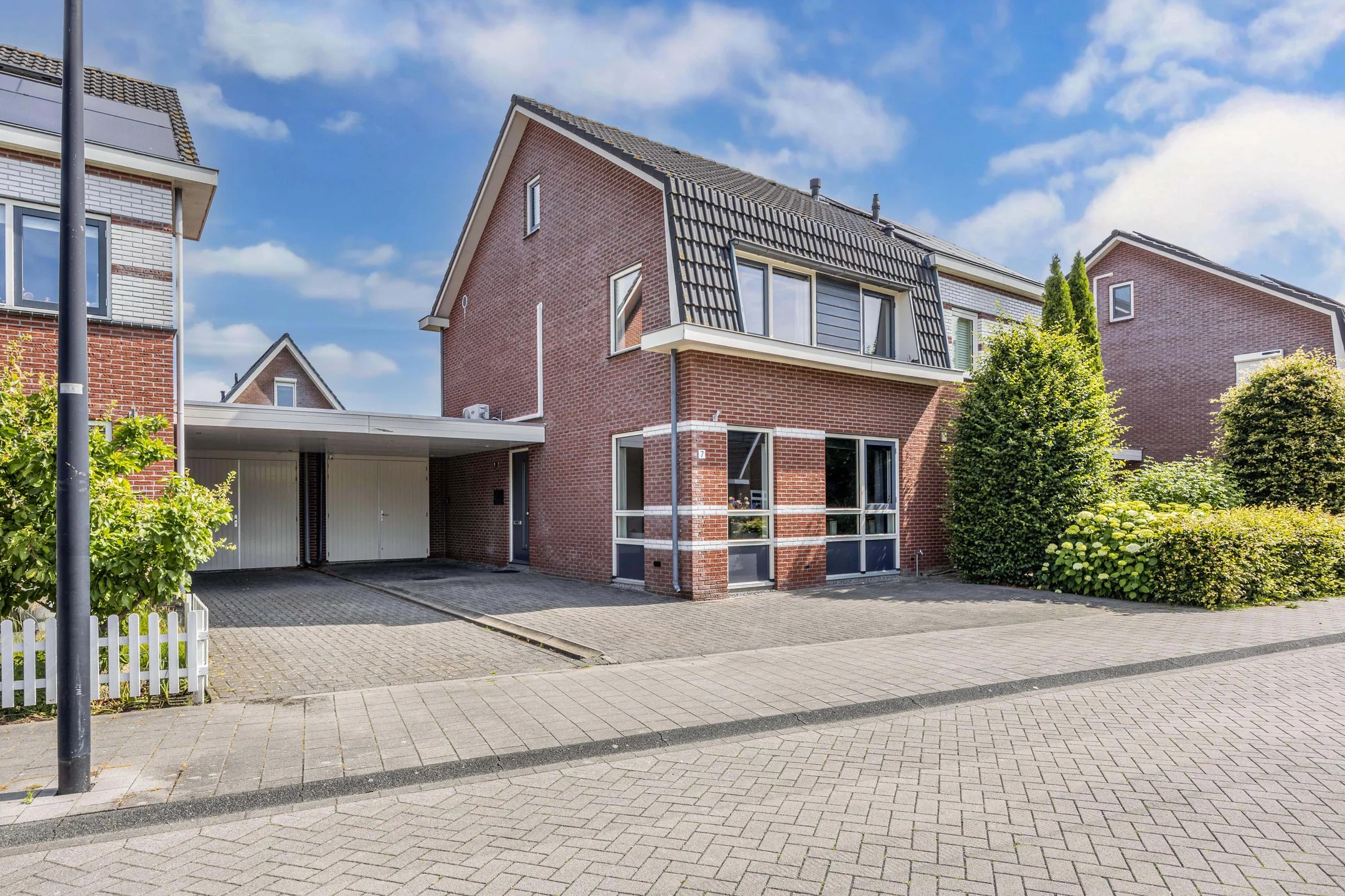 Geschakelde 2-onder-1-kapwoning Metselaarsgilde 7 in Dronten