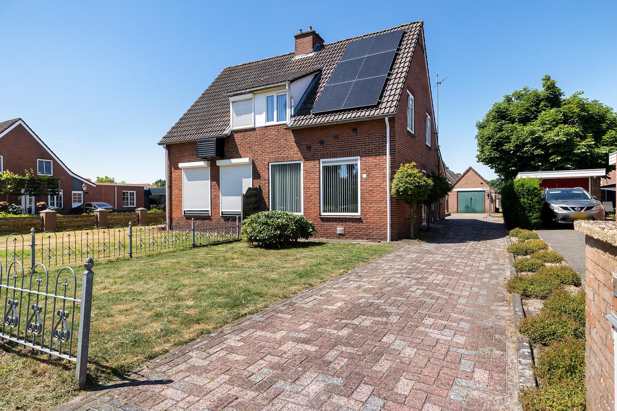 2-onder-1-kapwoning De Lauden 20 in Klazienaveen