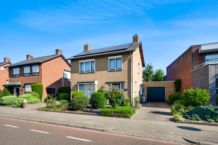 Eengezinswoning, vrijstaande woning Kloosterstraat 44 in Heythuysen