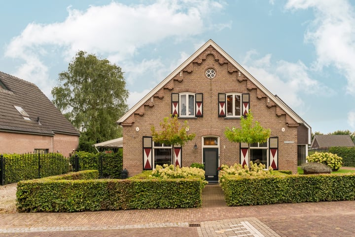 Woonboerderij, vrijstaande woning Schoolstraat 2 Pannerden
