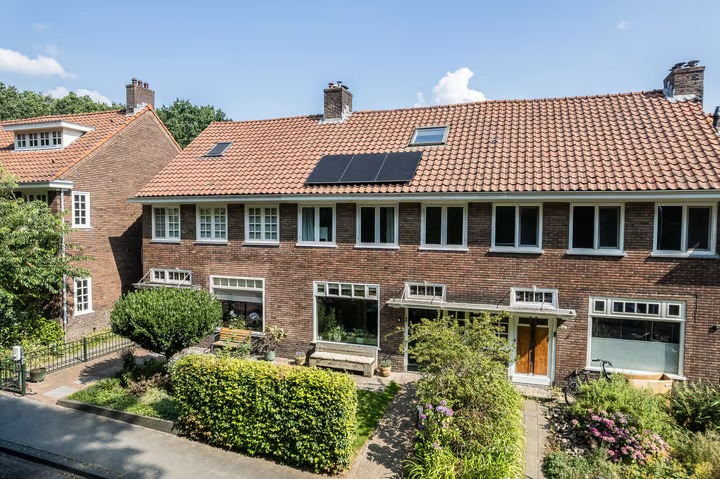 Tussenwoning Jac. van Looystraat 44 in Arnhem