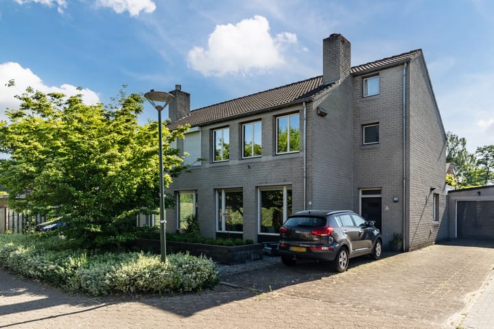 2-onder-1-kapwoning Venkellaar 6 Veghel