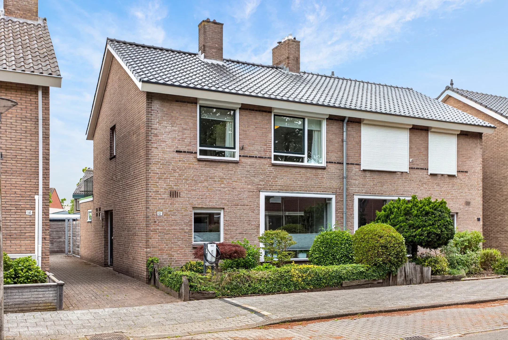 2-onder-1-kapwoning Drentestraat 12 in Enschede