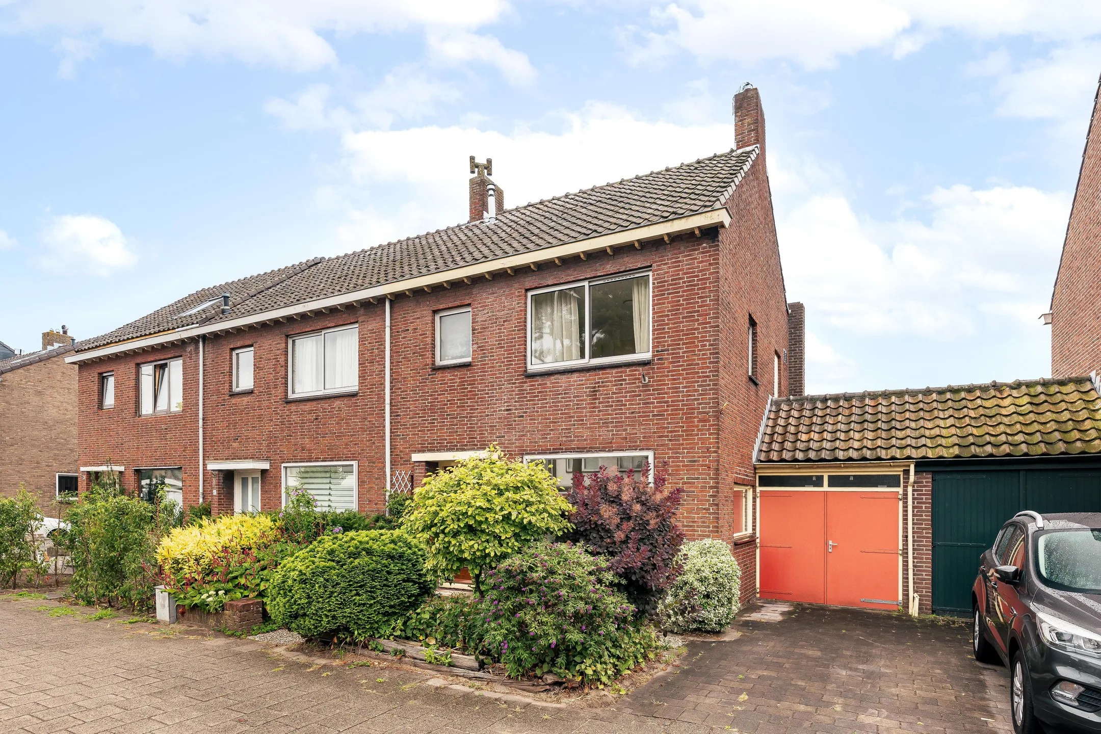 Halfvrijstaande woning Mozartstraat 38 in Heemskerk