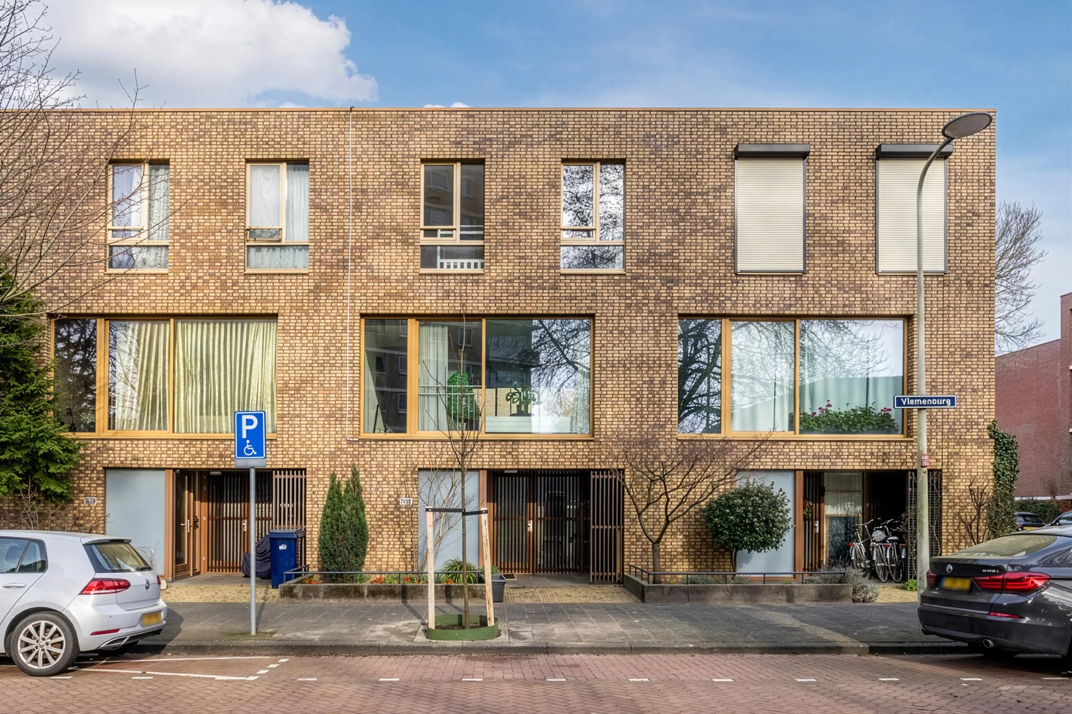 Tussenwoning Vlamenburg 208 in Den Haag