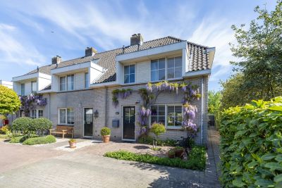 Hoekwoning De Kwekerij 8 in Laren