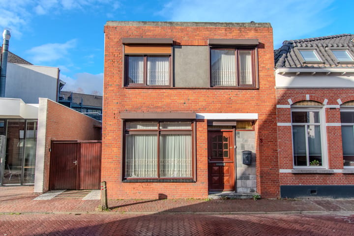 Halfvrijstaande woning Roosendaalsestraat 3 in Wouw