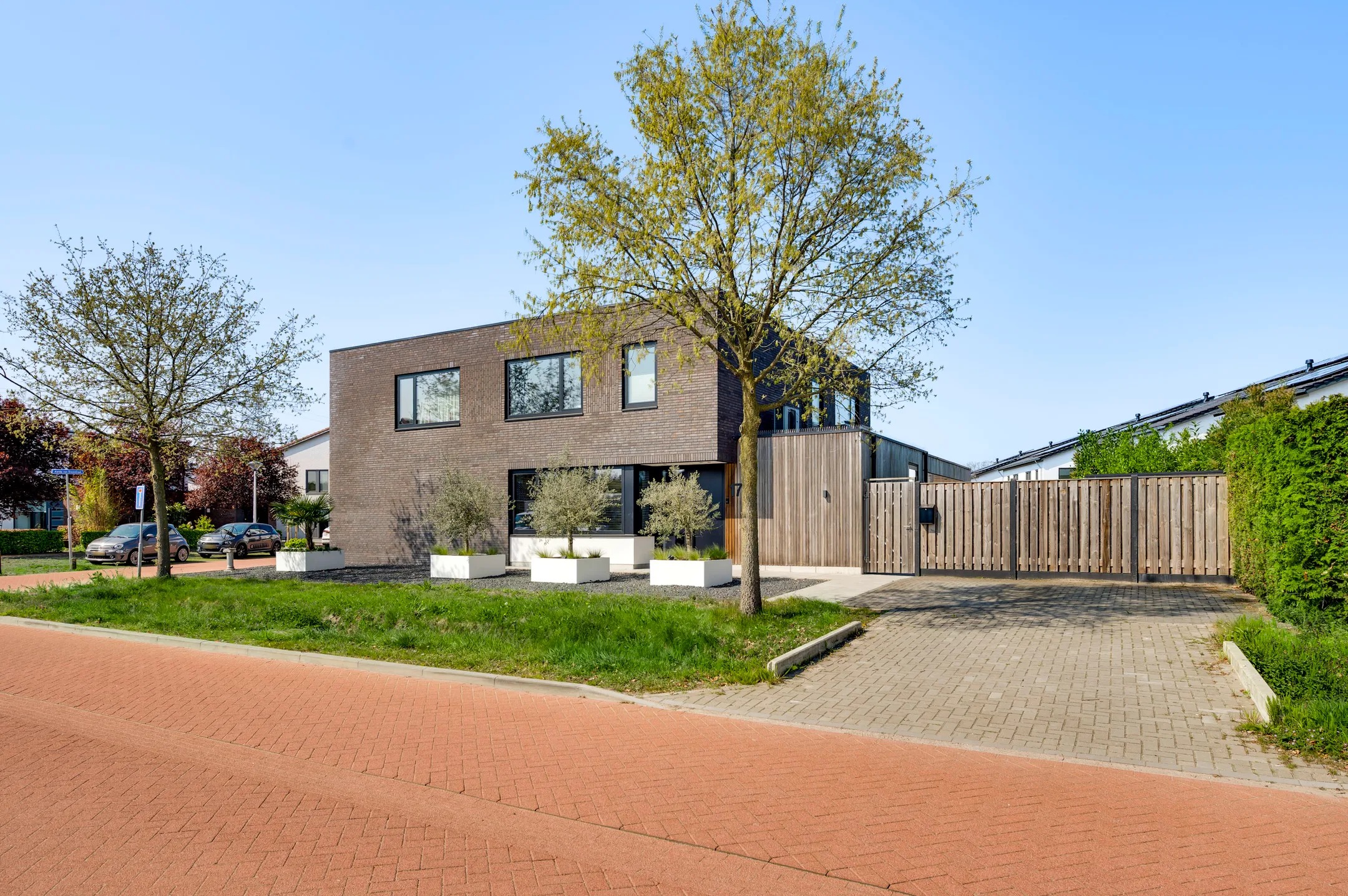 2-onder-1-kapwoning Kromme Haagdijk 17 in Helmond