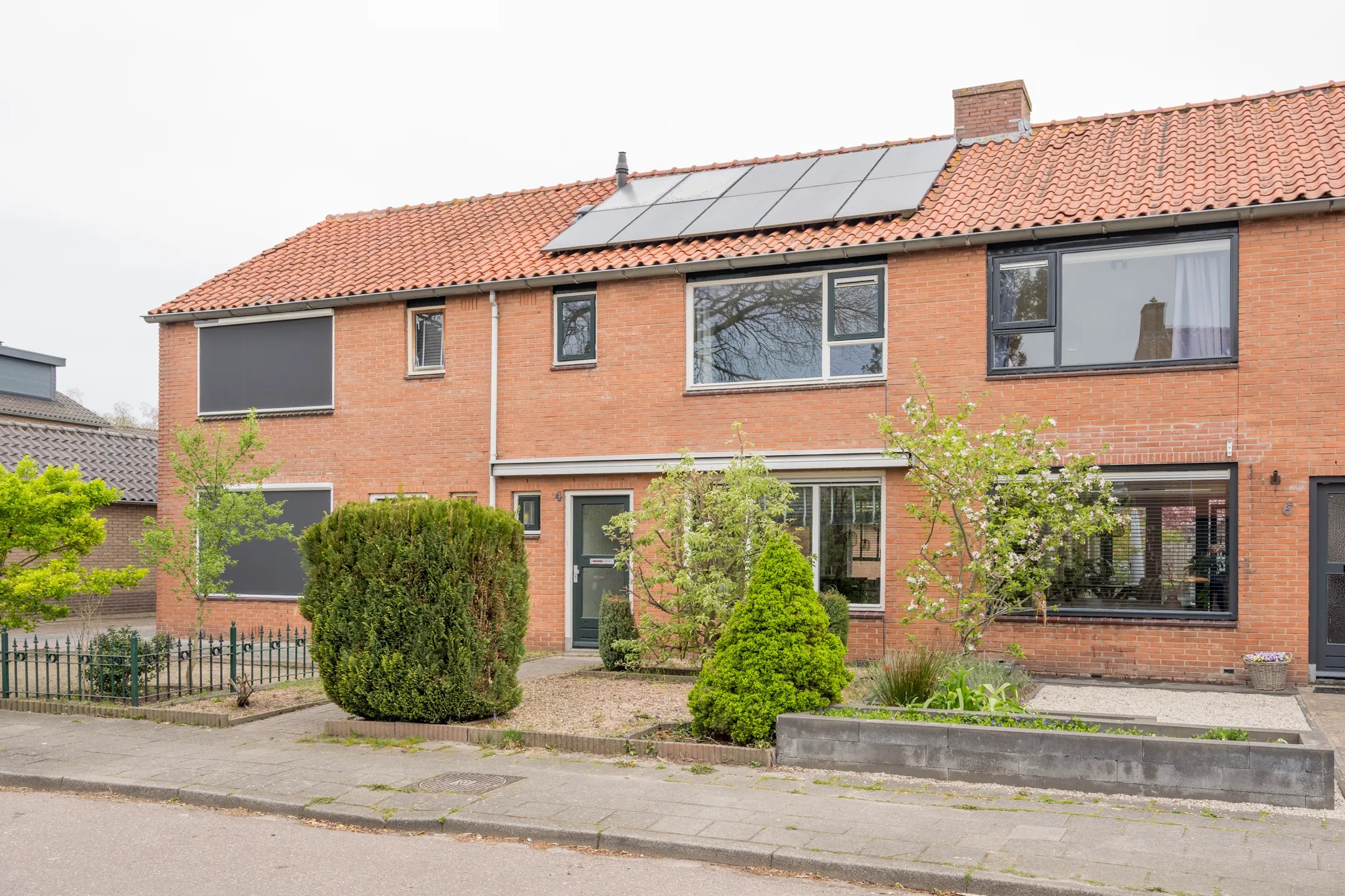 Tussenwoning Dennenlaan 4 in Nijkerk