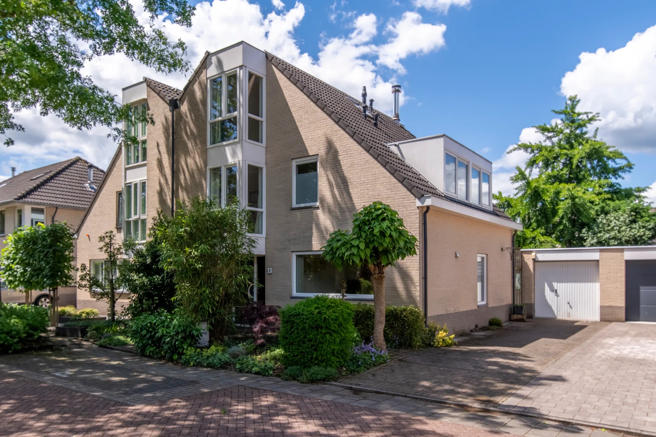 2-onder-1-kapwoning Houtvesterlaan 13 in Veenendaal