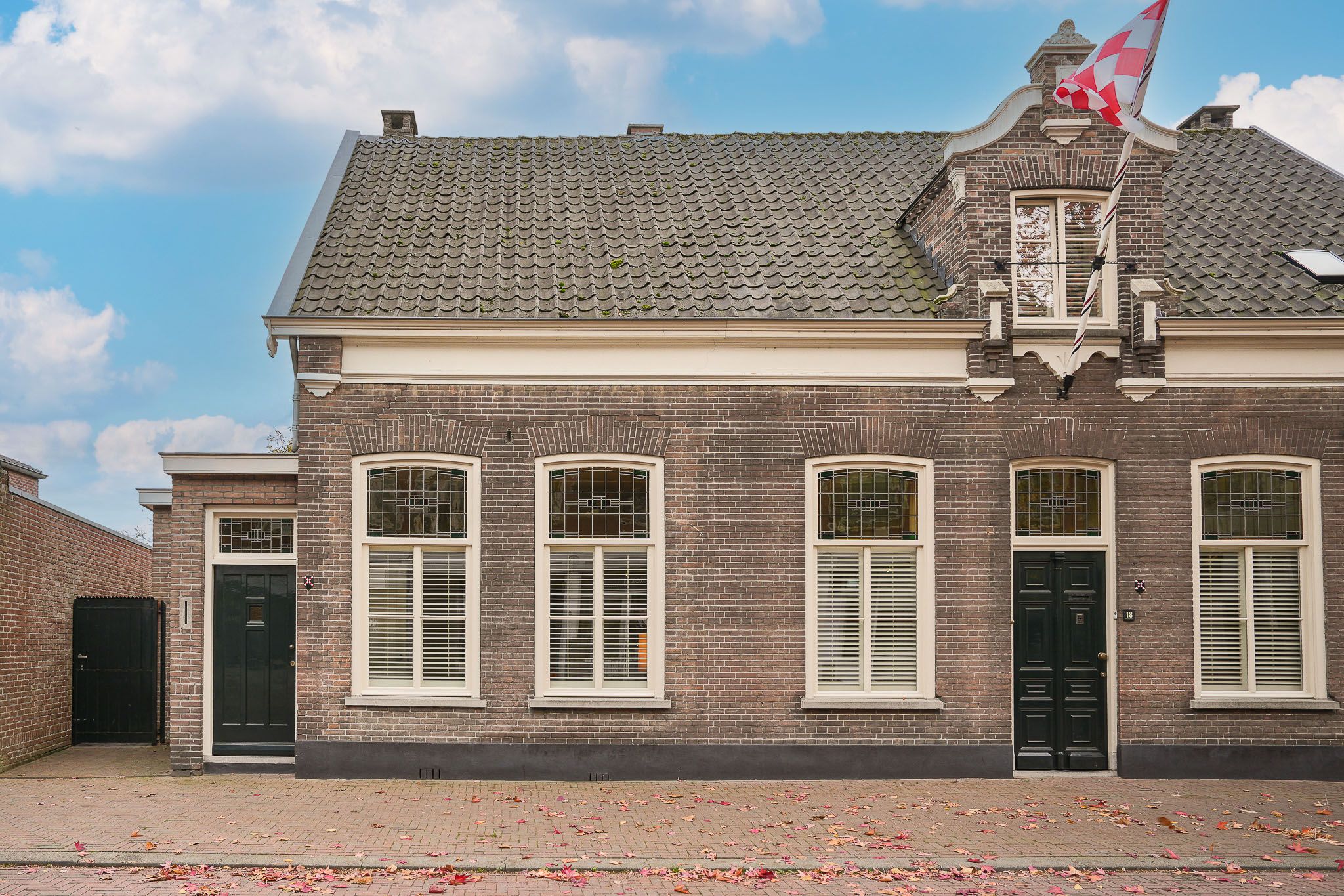 Eengezinswoning, halfvrijstaande woning Hoogstraat 16 in Veghel