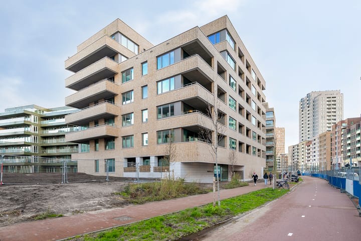Portiekflat Elzenhagensingel 176 in Amsterdam