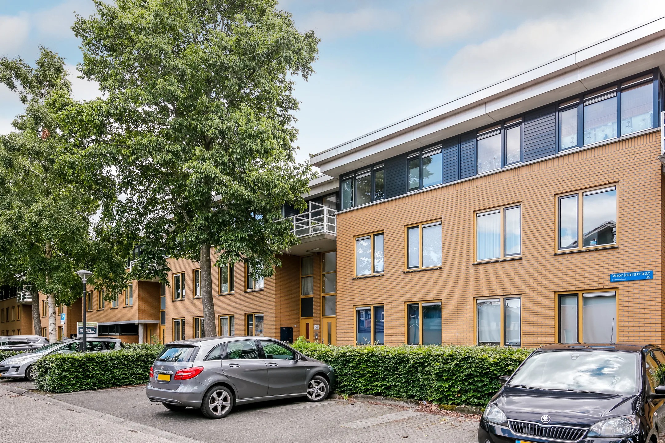 Portiekflat Voorjaarstraat 32 in Almere