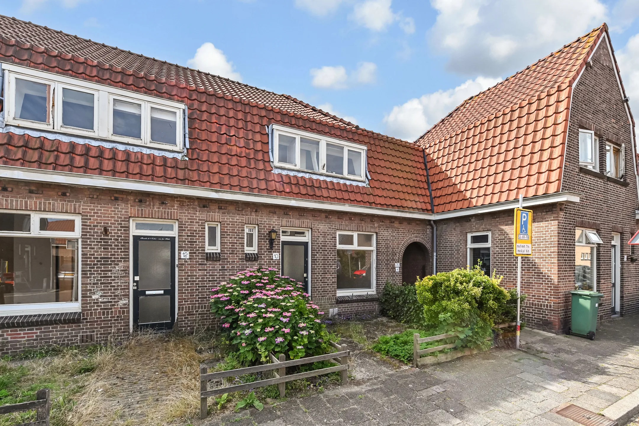 Hoekwoning Prins Hendrikstraat 10 in Voorburg