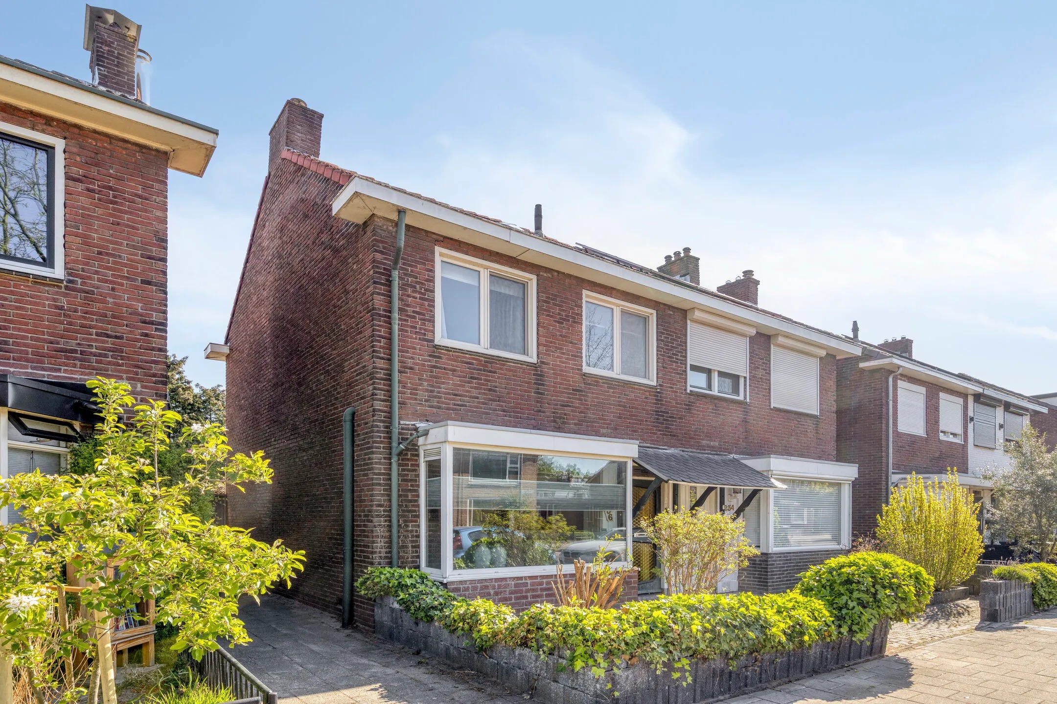 2-onder-1-kapwoning B.W. ter Kuilestraat 236 in Enschede