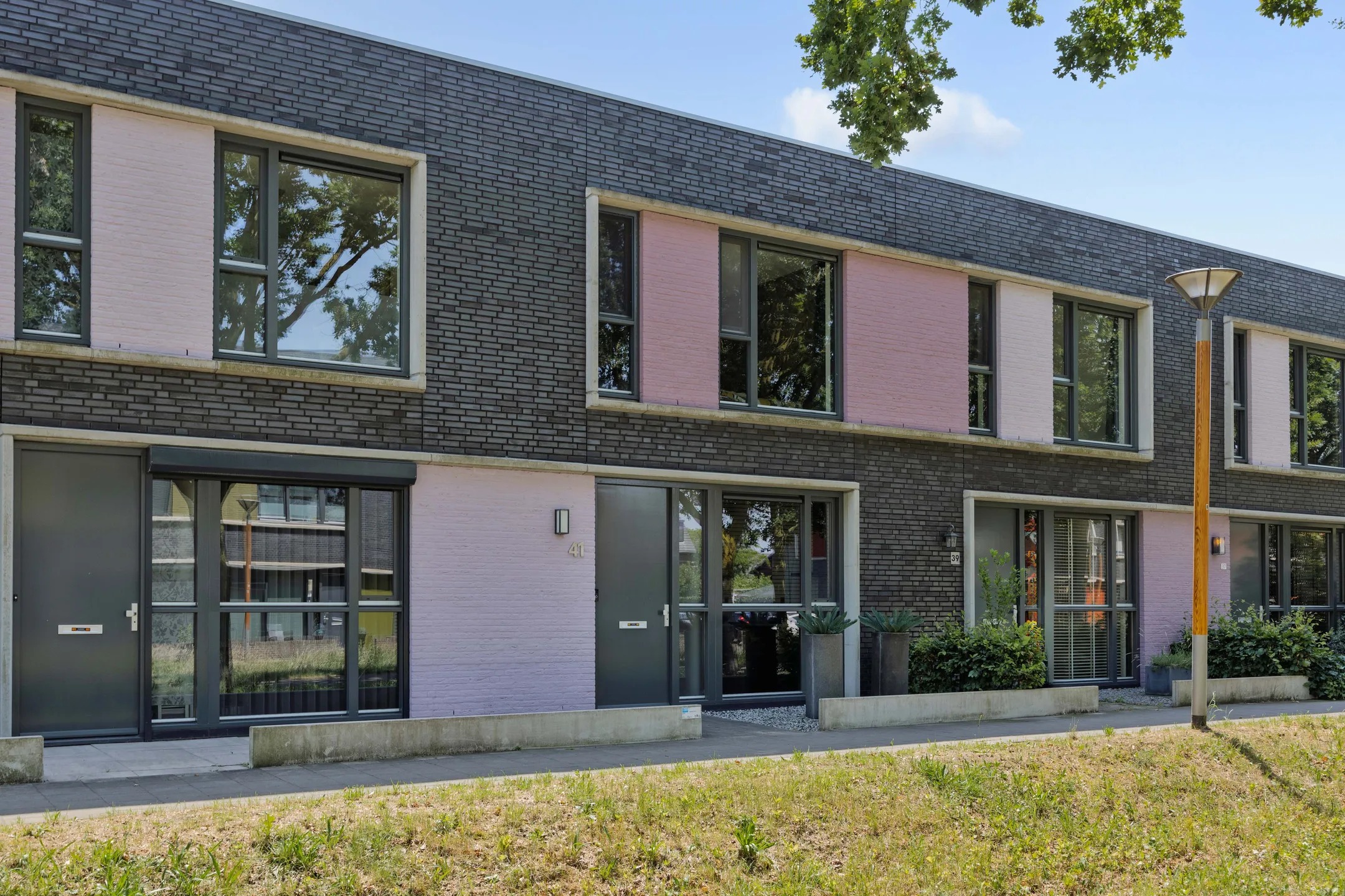 Tussenwoning Paardenbloem 41 in Berghem